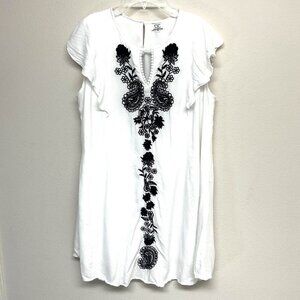 Chic Collection Shift Dress XL White Blue Embroidered Lined Keyhole Sleeveless